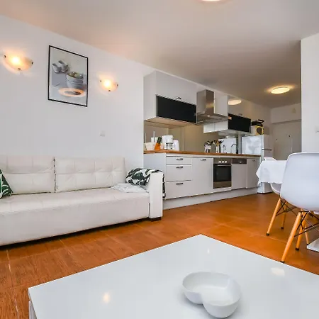 Apartamento Sanja Trogir