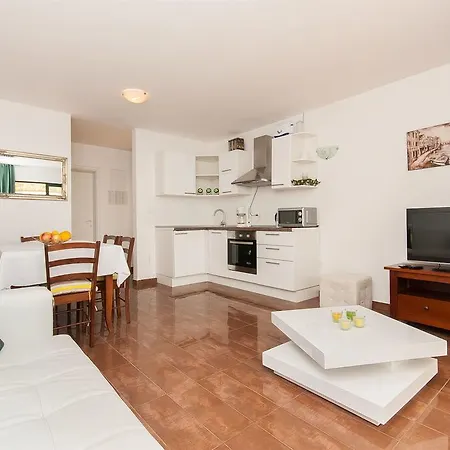 Sanja Apartamento Trogir